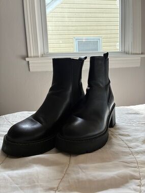 Madden Girl Black Chunky Chelsea Ankle Boots